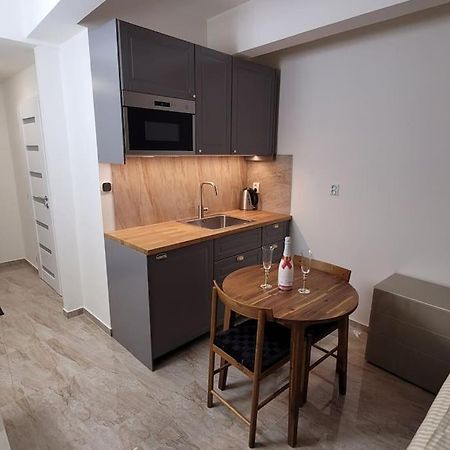 Luxusni Apartman Nedaleko Centra Prag Exteriör bild
